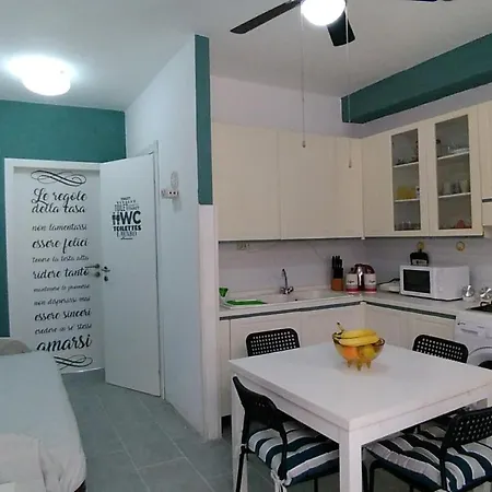 Casa Di Pietro Порт-Аццурро